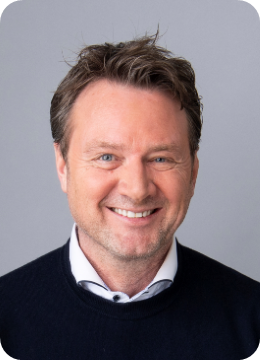 Portretfoto van Jeroen Koomen, eigenaar van Interplay Consultancy & Management BV